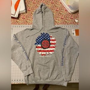 AMERICA colors flower, soft hoodie!